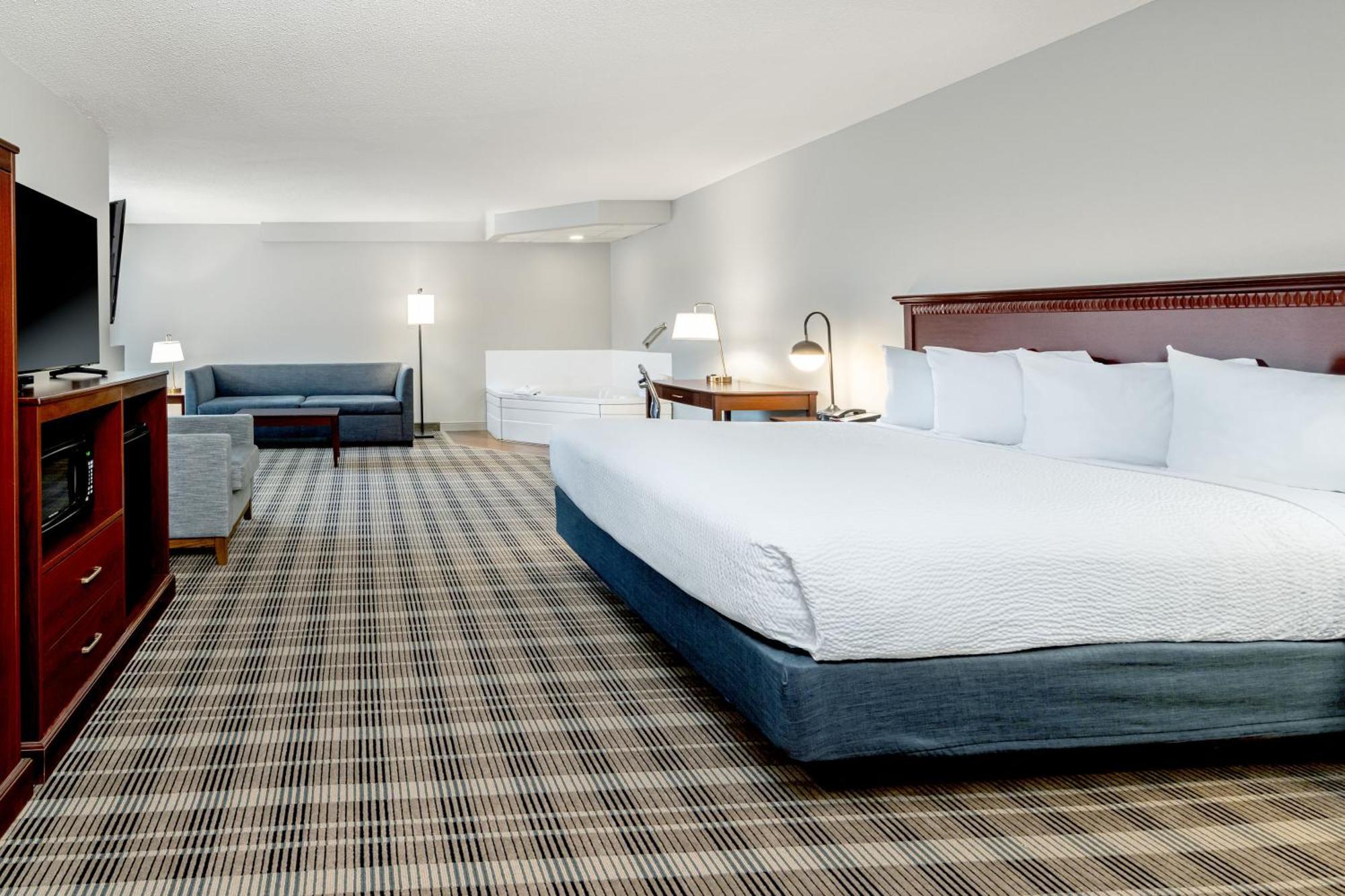 Americinn By Wyndham Valley City Conference Center Exterior photo